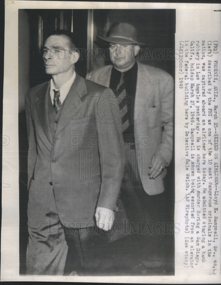 1949 Lloyd Sampsell Sr. one of the 10 most dangerous criminals in th - Historic Images