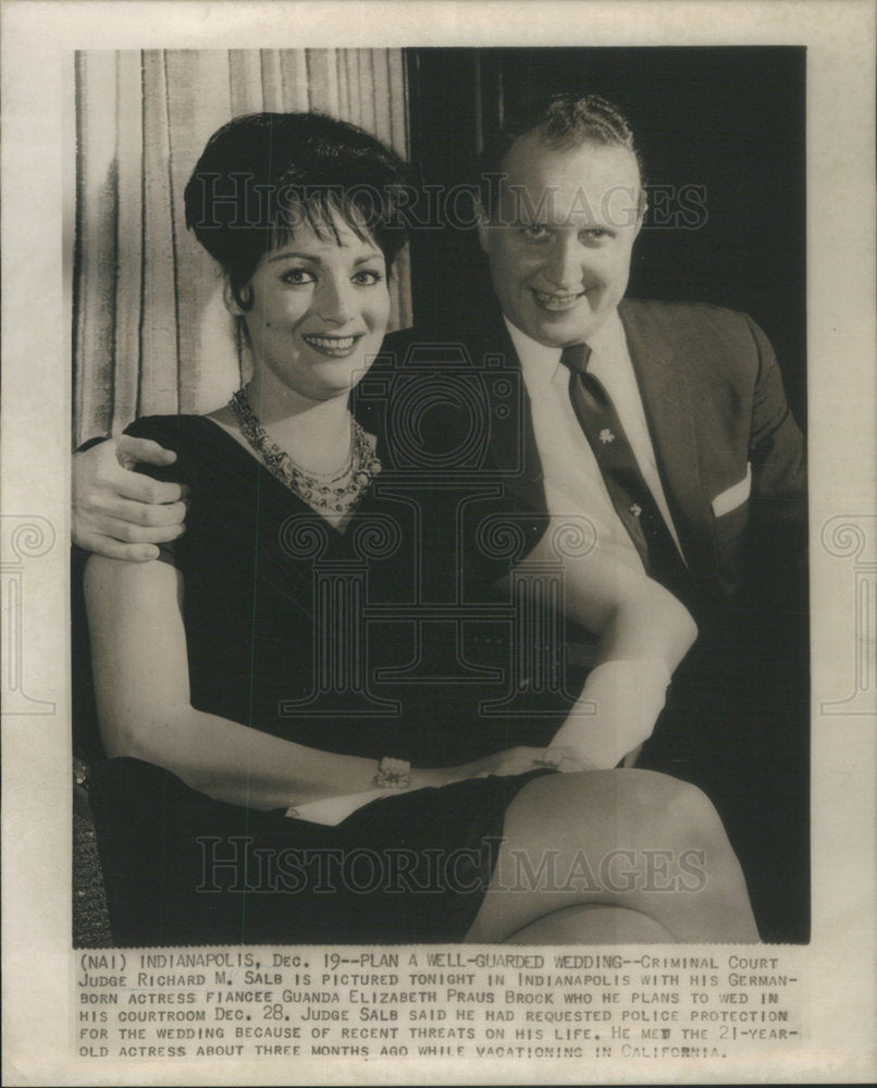 1961 Criminal Court Judge Richard M. Salb and Actress Fiancee Guanda - Historic Images