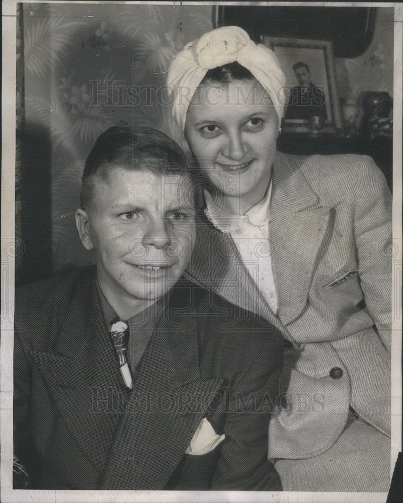 1947 David Ruge and Mother Mrs. Helen Ruge - Historic Images