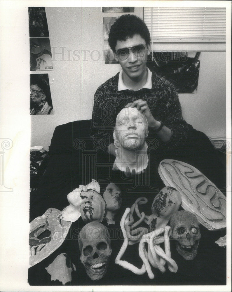 1988 Press Photo Frank Wagner, 16, shows some of his creations. - Historic Images