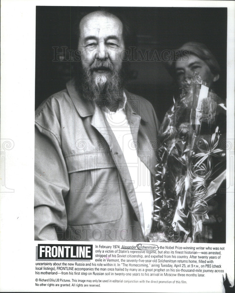 1974 Show Documents Alexander Solzhenitsyn's Return To Soviet Union - Historic Images