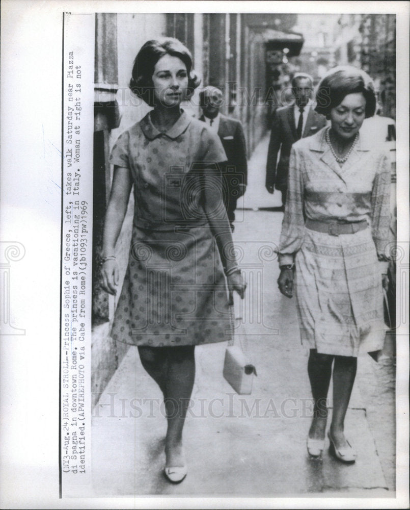 1969 Press Photo PRINCESS SOPHIA  GREECE PIAZZA DI SPAGNA DOWNTOWN ROME - Historic Images