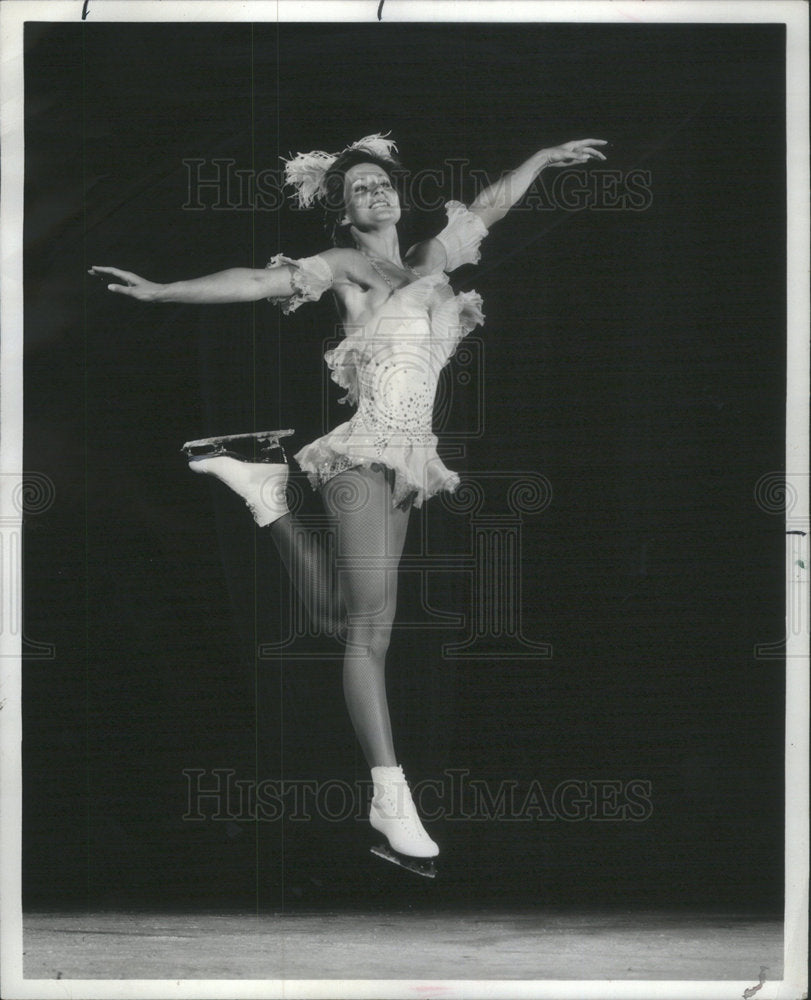 1977 Press Photo Patti Snyder To Appear In Shipstads &amp; Johnson Ice Follies - Historic Images