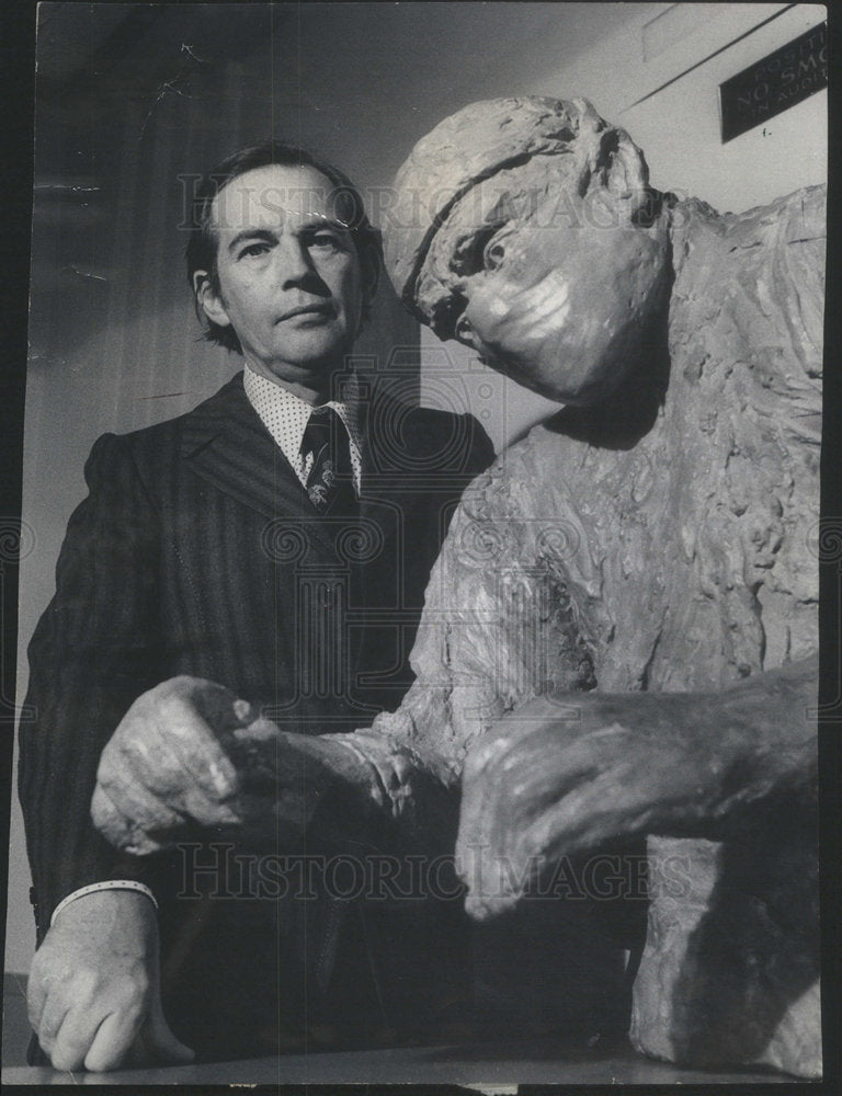 1975 Dr. Christian Barnard famous heart surgeon heart transplant - Historic Images