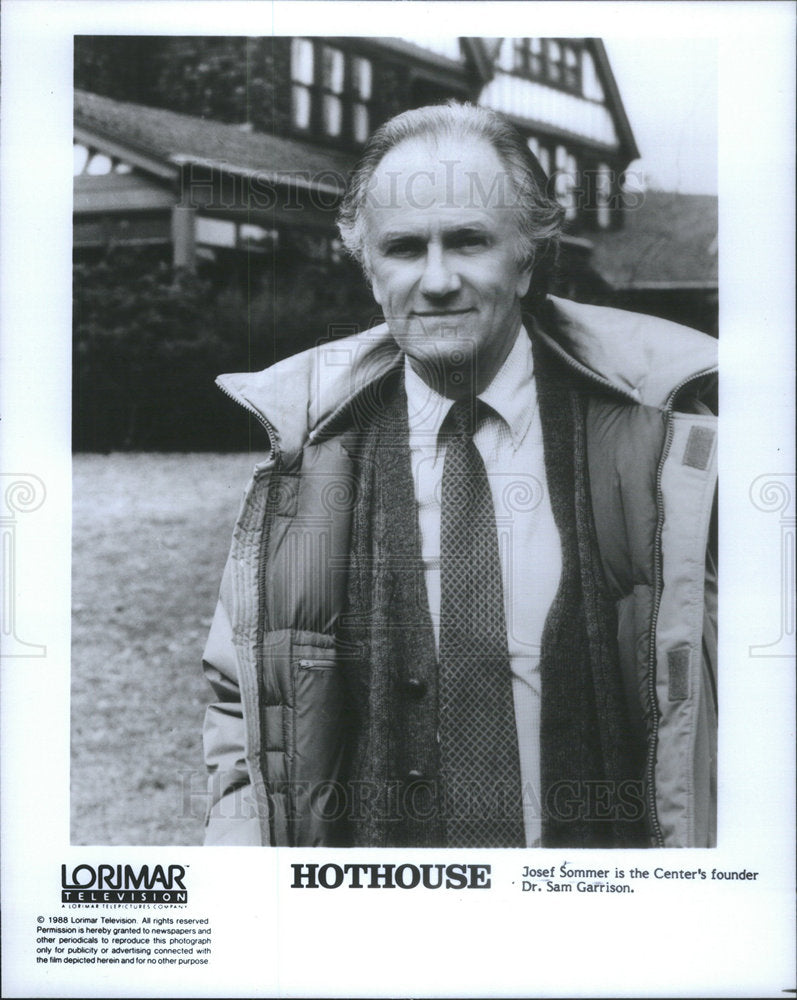PRESS PHOTO JOSEF SOMMER AMERICAN FILM ACTOR FILM HOTHOUSE - Historic Images