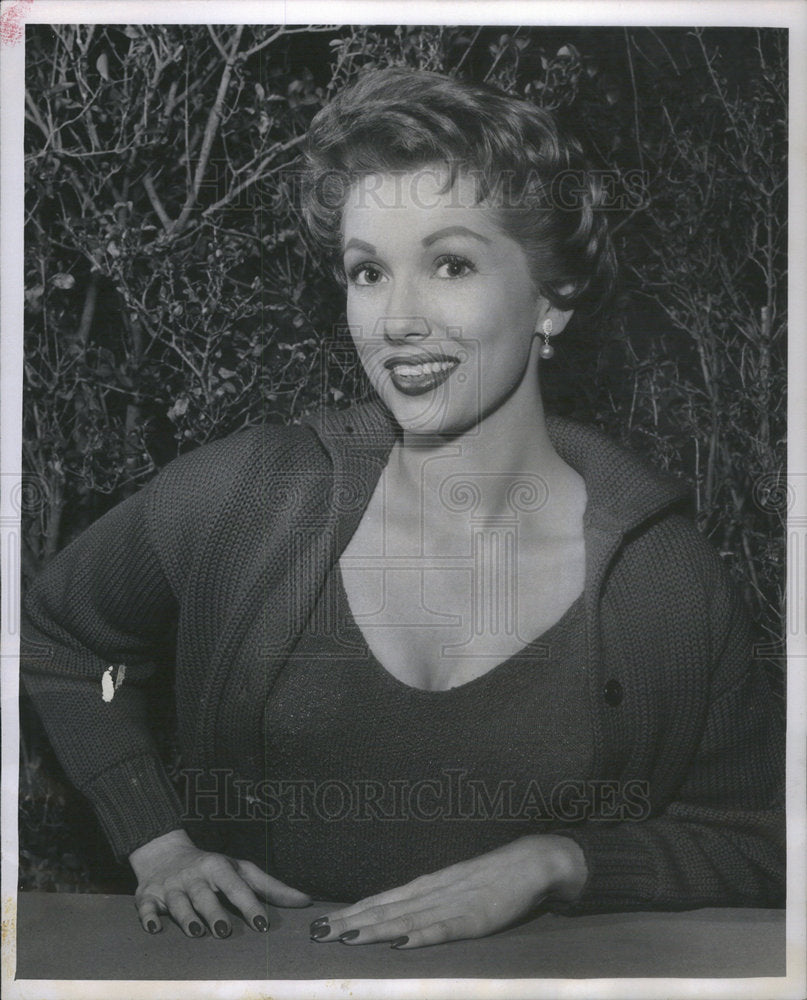 1957 Beautiful Elaine Edwards Is Featured In The People Choice - Historic Images