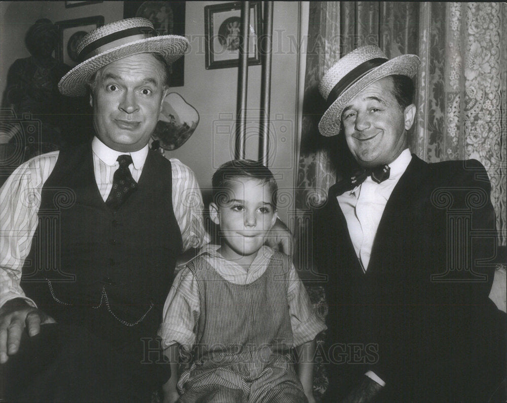 1955 Comedy Actors Bob Hope, Charley Foy, & Tommy Duran On Movie Set - Historic Images