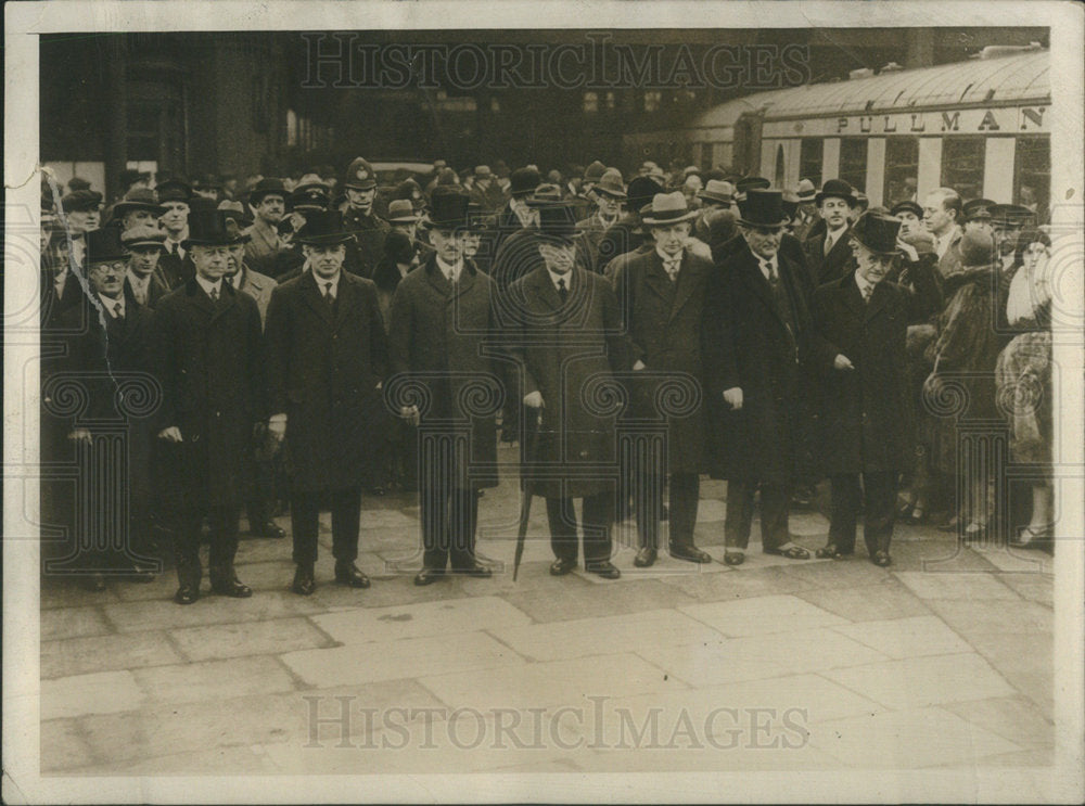 1930 Arthur Hendrson, British Minister of Foreign Affairs Greeted - Historic Images