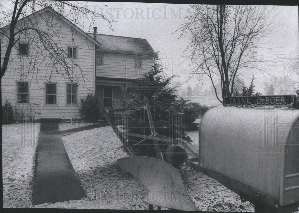 1977 Press Photo Home of Frank DeBoer Police Hostage Killed by Sheflff Police - Historic Images