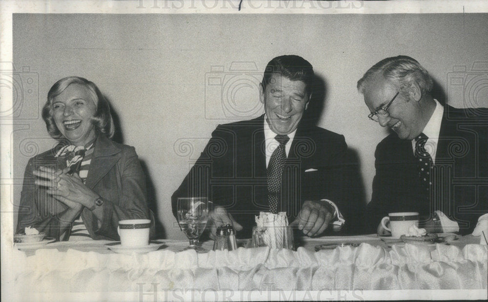 1975 Ronald Regan &amp; Mrs. &amp; Mrs. Robert Burmeister - Historic Images