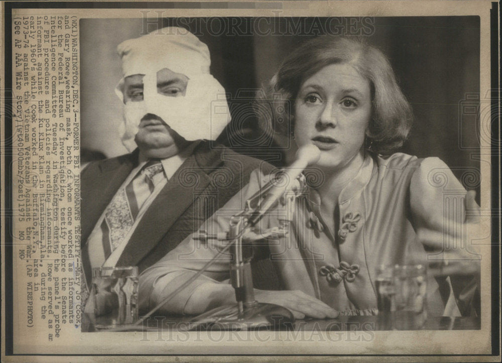 1975 Mary Jo Cook & Gary Rowe FBI informants - Historic Images