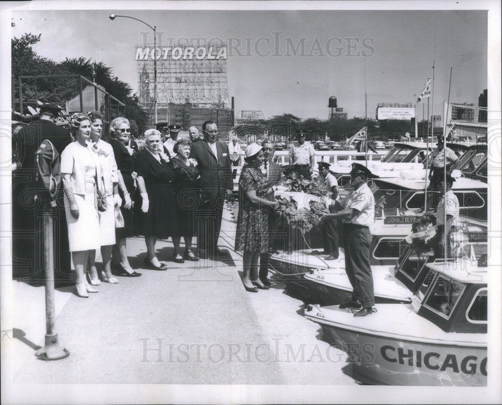 1962 Press Photo Goldbrick Chicago Police - Historic Images