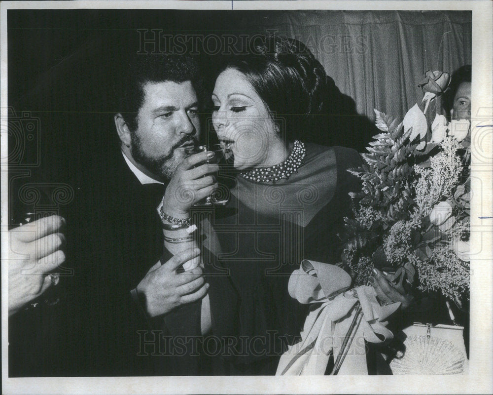 1975 GILDA CRUZ-ROMO MEXICAN OPERATIC SOPRANO CARLO COSSUTTA - Historic Images