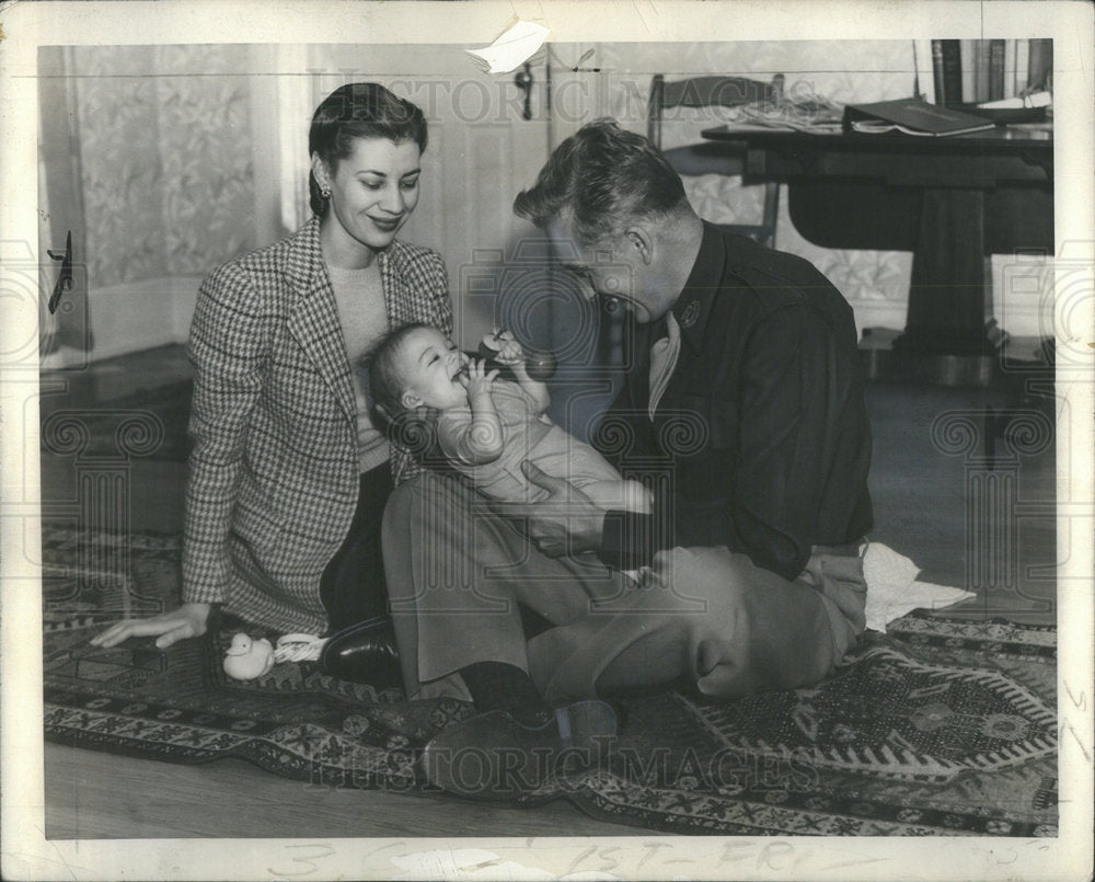 1943 Carleton Kent Sun Times Reporter - Historic Images