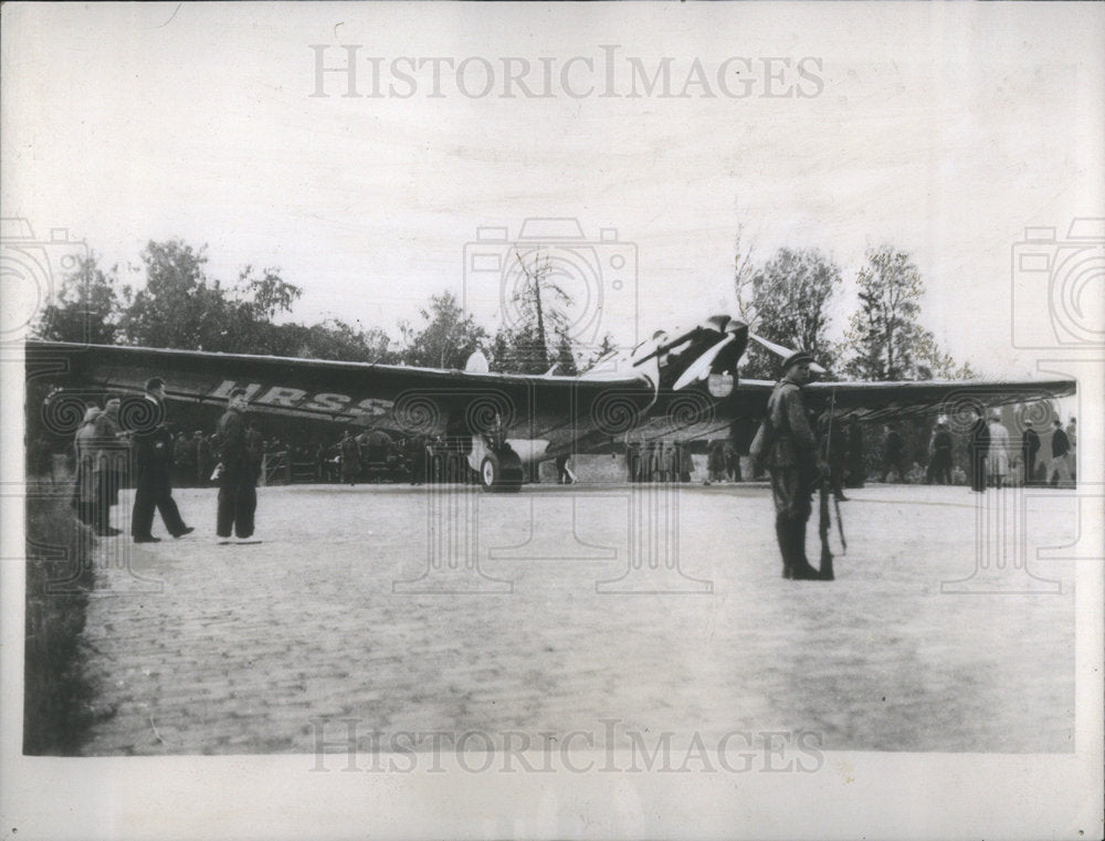 1937 Press Photo Low Wing Monoplane Russian Players - RSC34197 - Historic Images