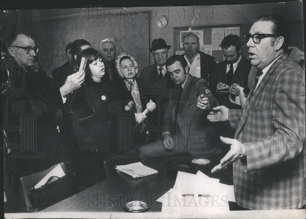 1973 Press Photo Senator Kenneth Course CAP Meeting - Historic Images