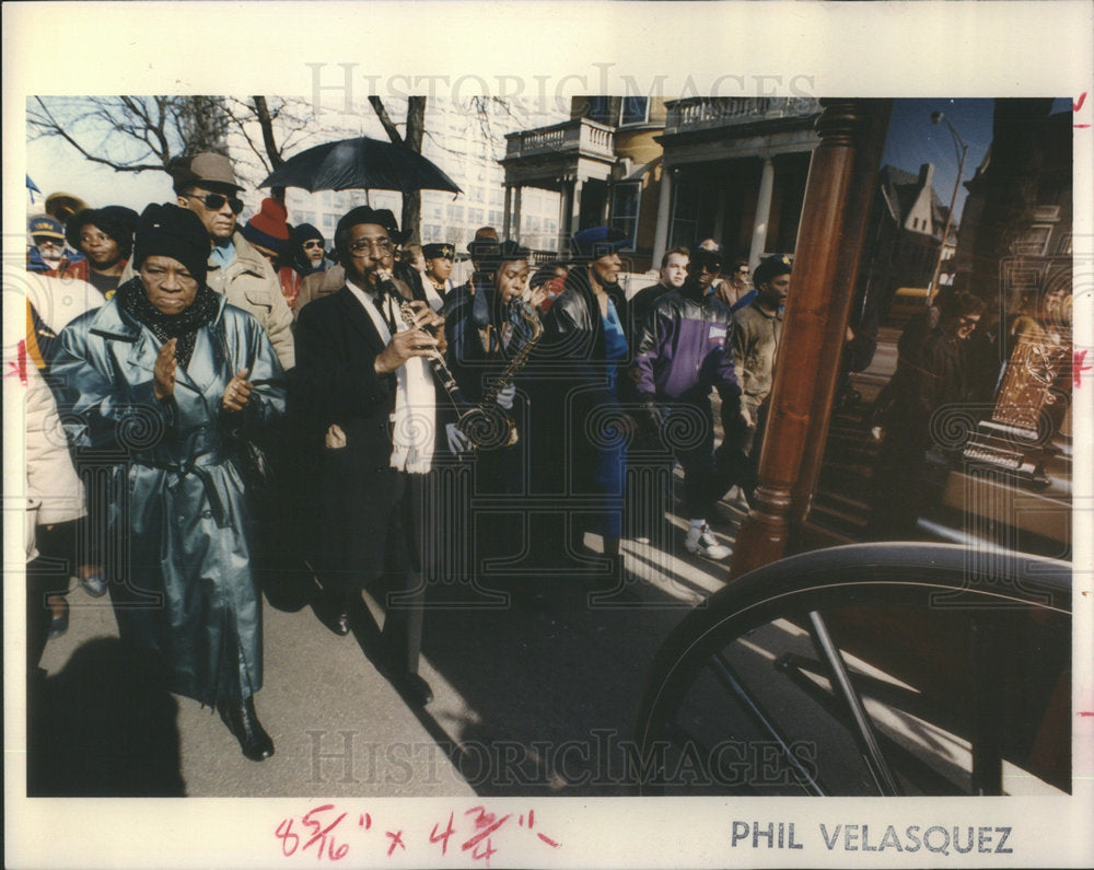 1992 Press Photo funeral late great bluesman Wille Dixon horse musical processio - Historic Images