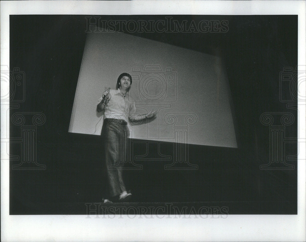 1977 Press Photo Dr Allan Cohen Art Institute School - Historic Images