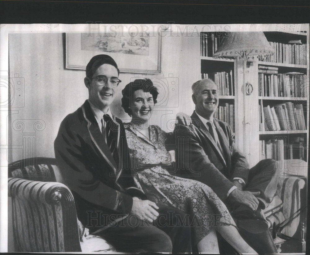 1960 Redmond Oxford England Home Midway First Family - Historic Images