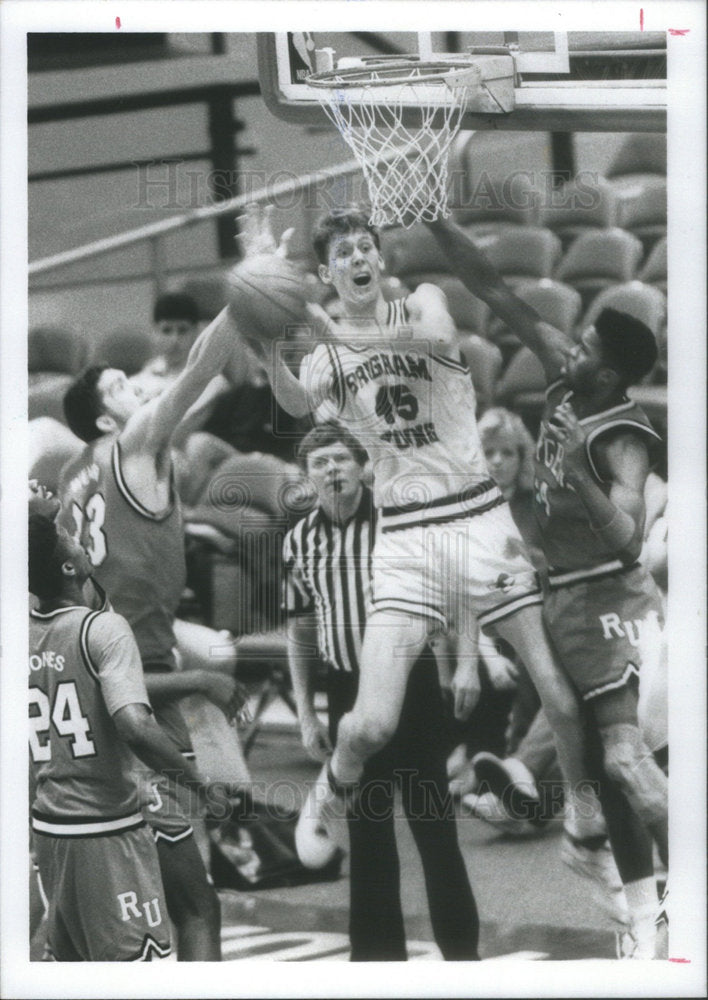 1993 Shawn Bradley American German basketball player New Jersey Nets - Historic Images