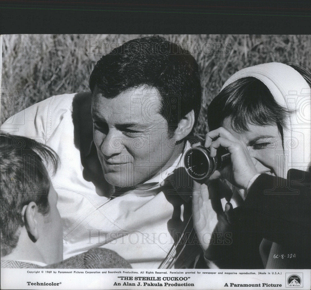 1969 Press Photo Wendall Burton Liza Minnelli Sterile Cuckoo Alan Pakula Nicholas - Historic Images