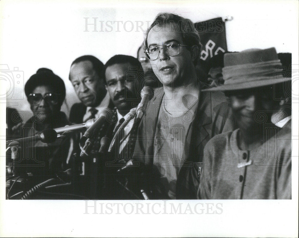 1987 Press Photo Dr. John Sanders - Historic Images