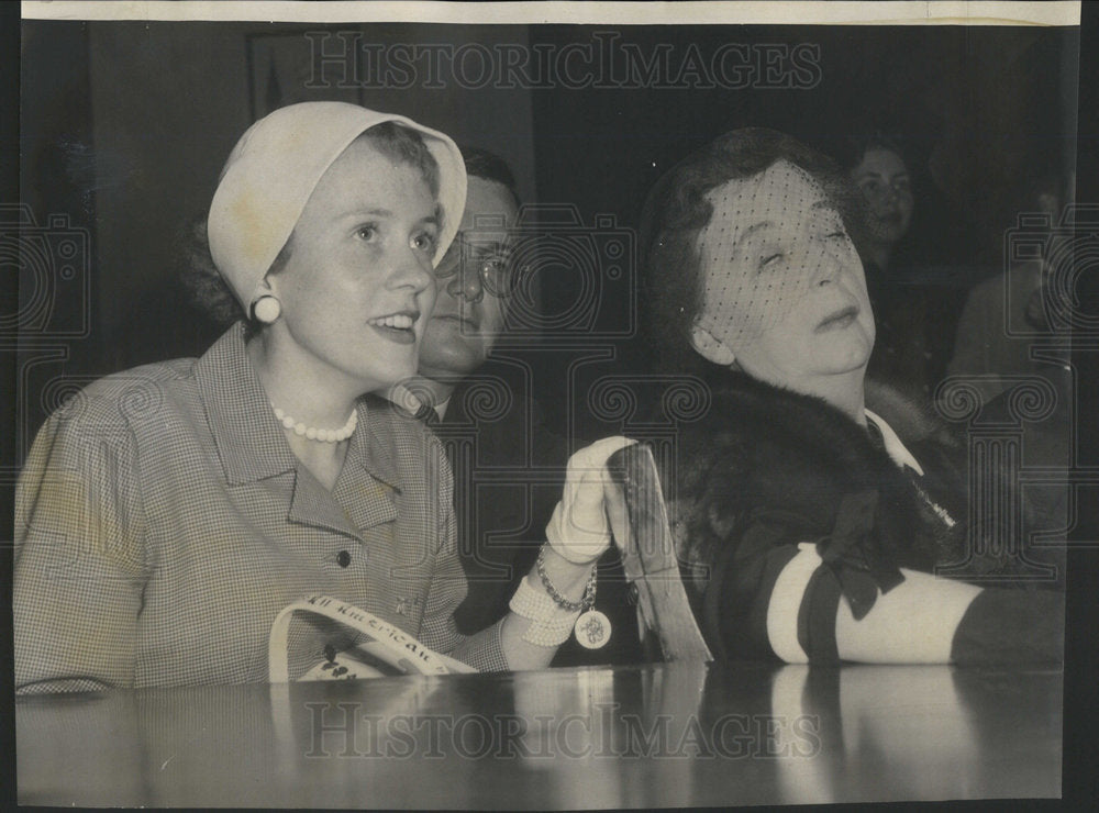 1954 Press Photo Jane Murphy and Henry Lee Sanderson - Historic Images