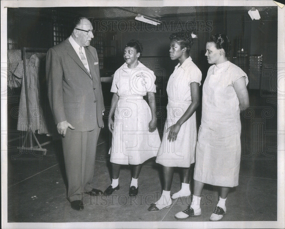 1958 FRANK SAIN HOUSE CORRECTION - Historic Images