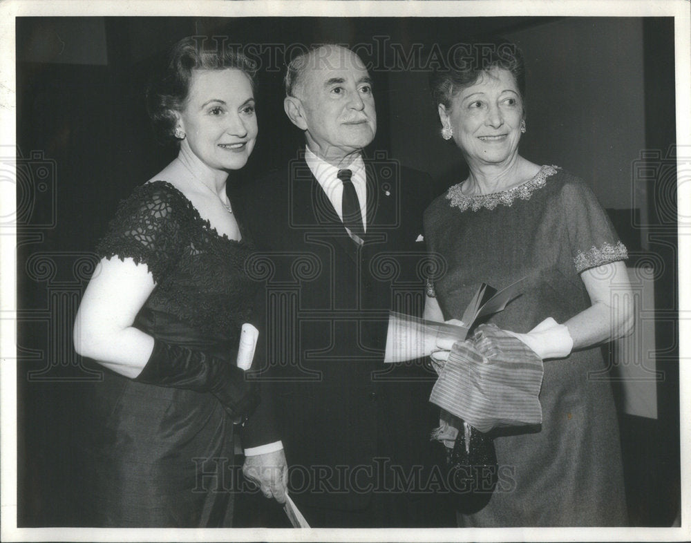 1963 William D Saltiel Women&#39;s Board of Chicago Orchestral Assn - Historic Images