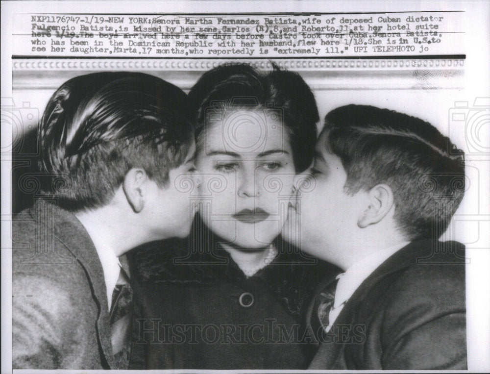 Press Photo Senora Martha Fernandez Batists Carlos Roberto Cuban dictator suite - Historic Images