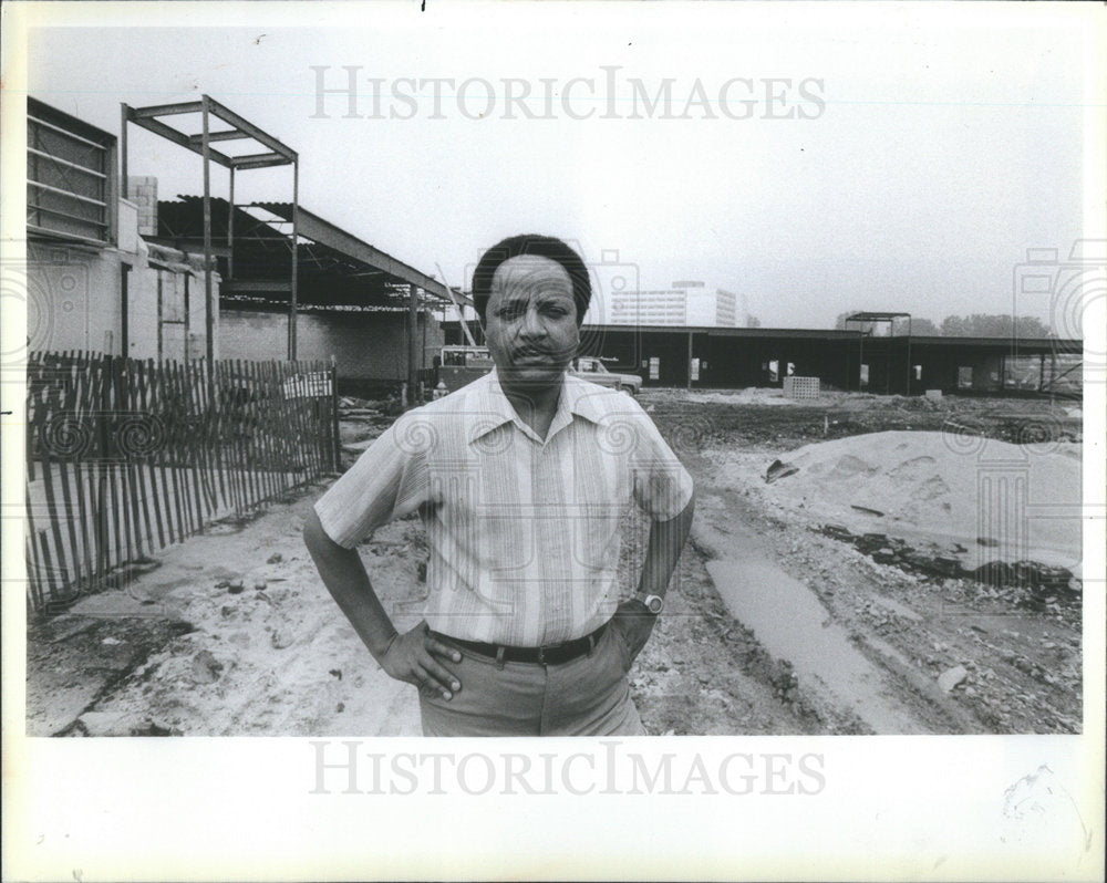 1984 Press Photo Park Forest Mayor Ron Bean - Historic Images