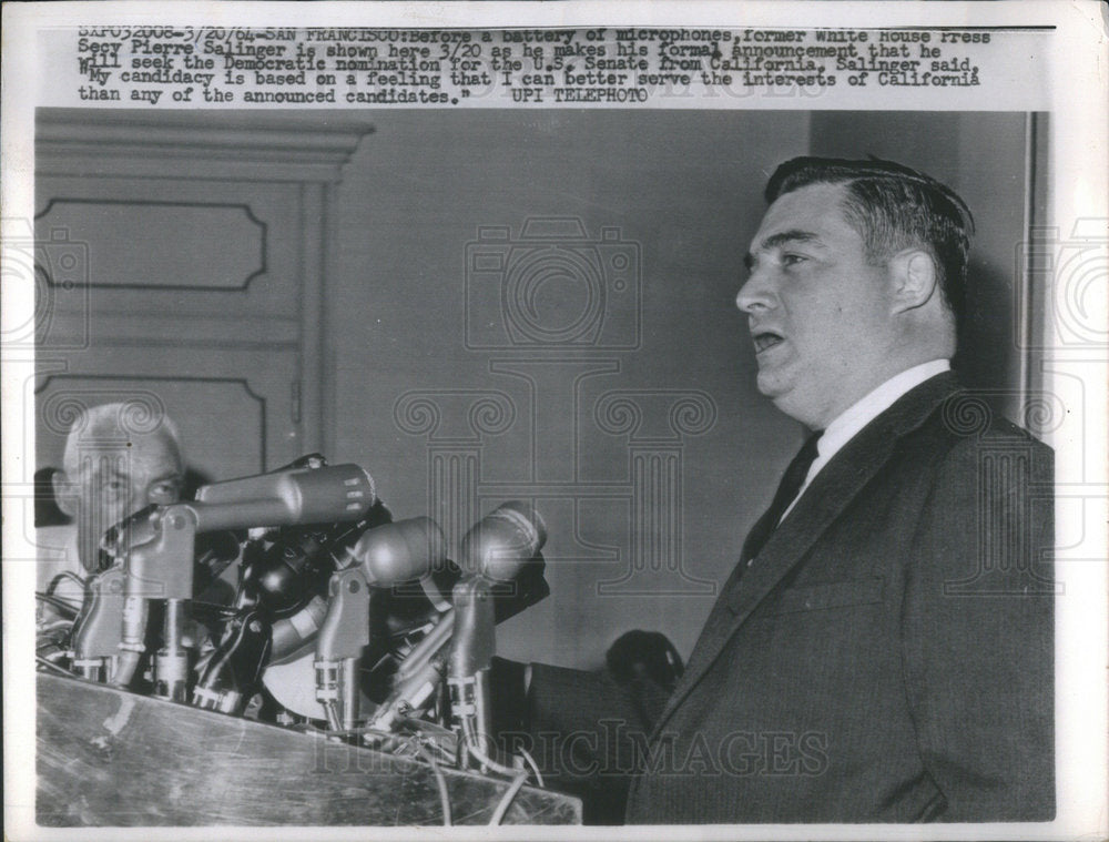 1964 Press Photo White House Press Secy Pierre Salinger battery microphone US - Historic Images