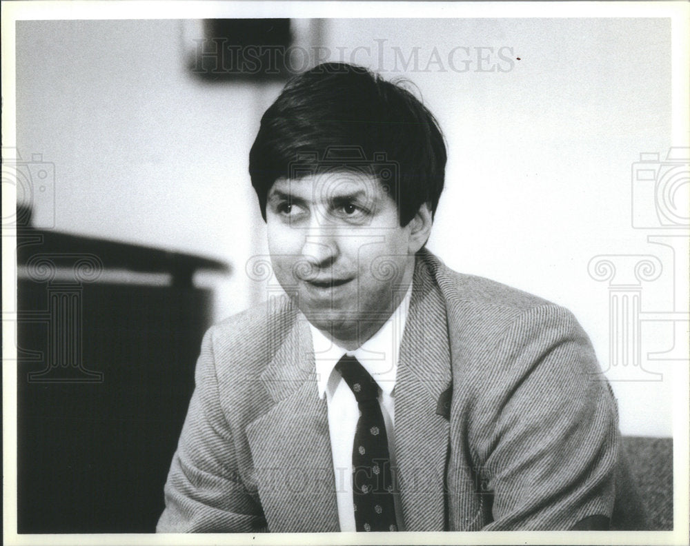 1987 Press Photo Gerald Pechenak Forty Sixth Ward Aldermanic Candidate - Historic Images