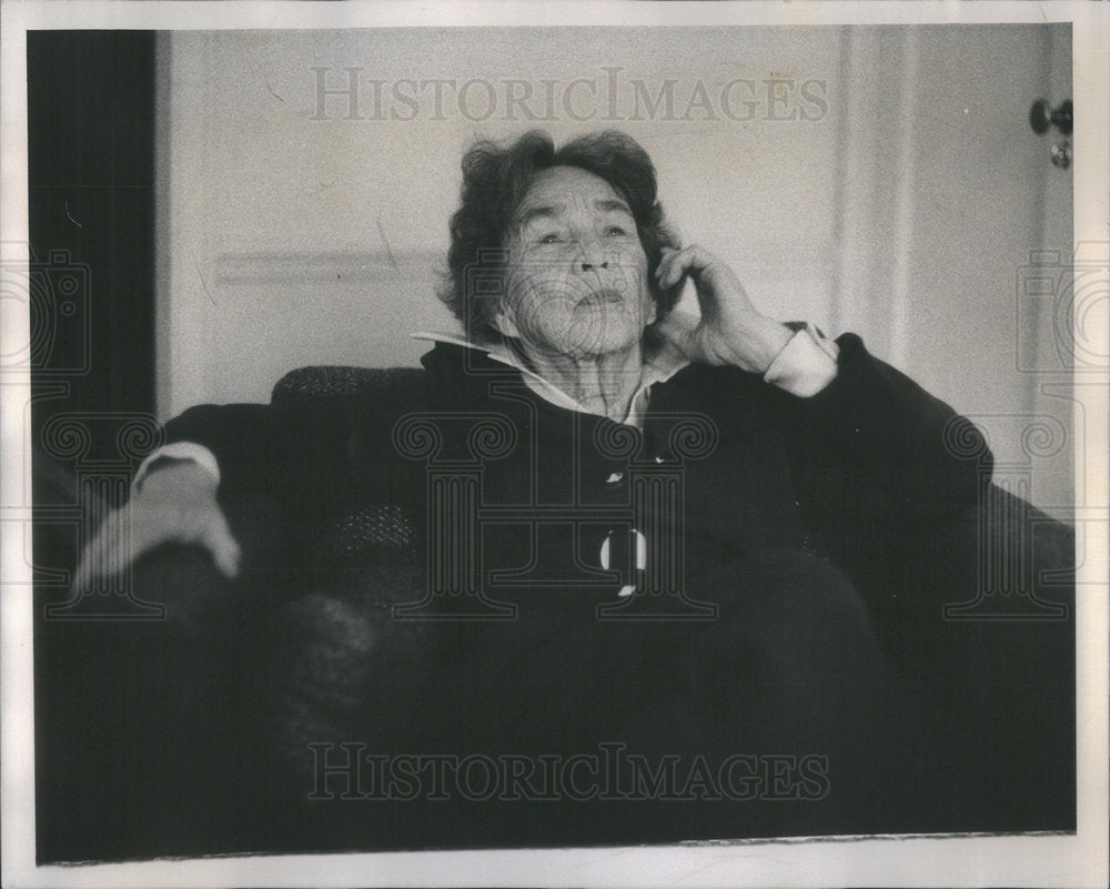 1976 Adela Rogers St.Johns naughty Ambassador East reporter - Historic Images