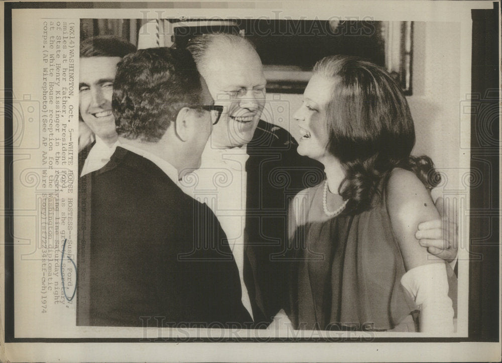 1974 Press Photo Susan Elizabeth Ford Bales American Author Photojournalist Mich - Historic Images