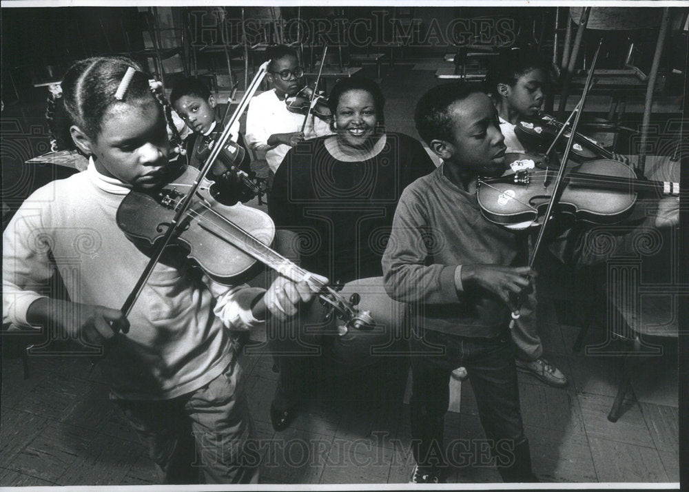 1990 Press Photo Peggie Bartlett Local Council Dumas Elementary School Ellis - Historic Images