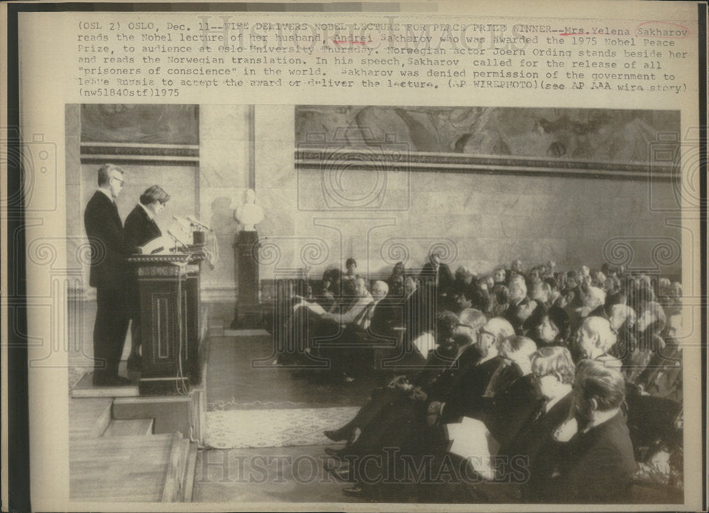 1975 Press Photo Mrs Yelana Sakharov Nobel lecture husband Andrei Sakharov award - Historic Images