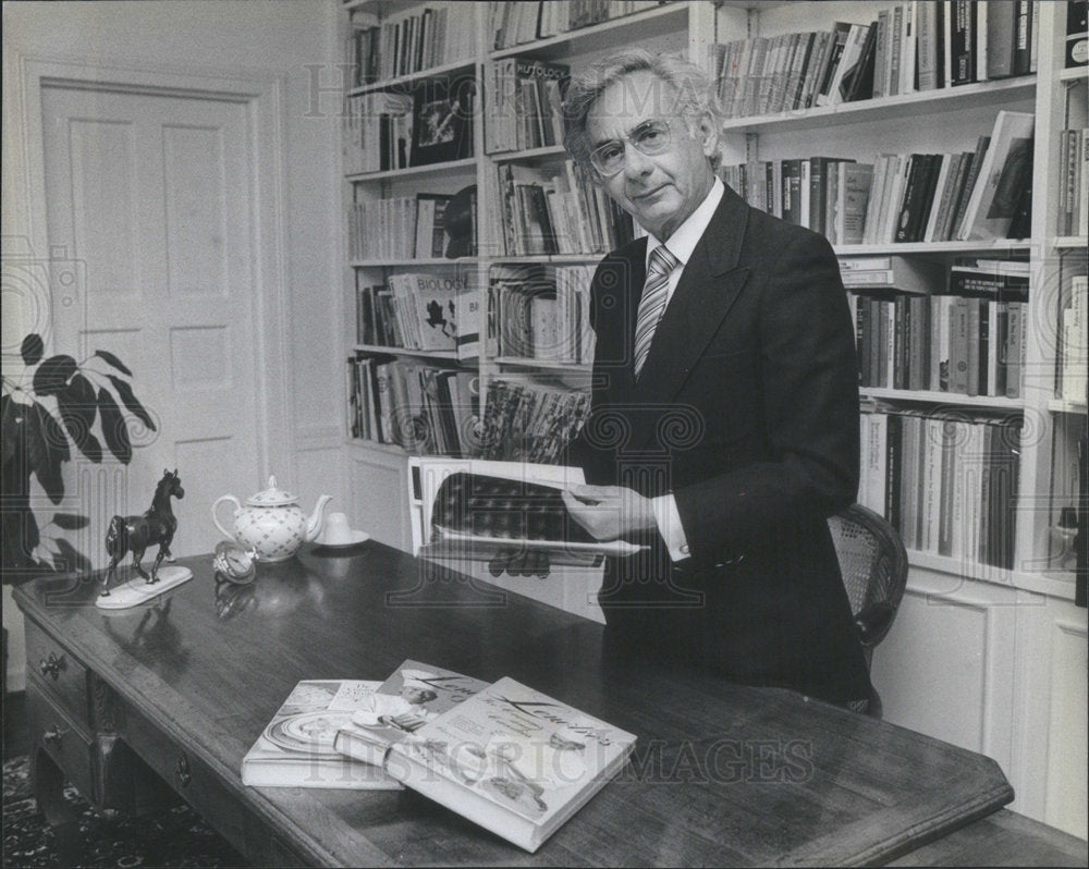 1980 Press Photo Manuel Barron founder company imagination book series food cook - Historic Images