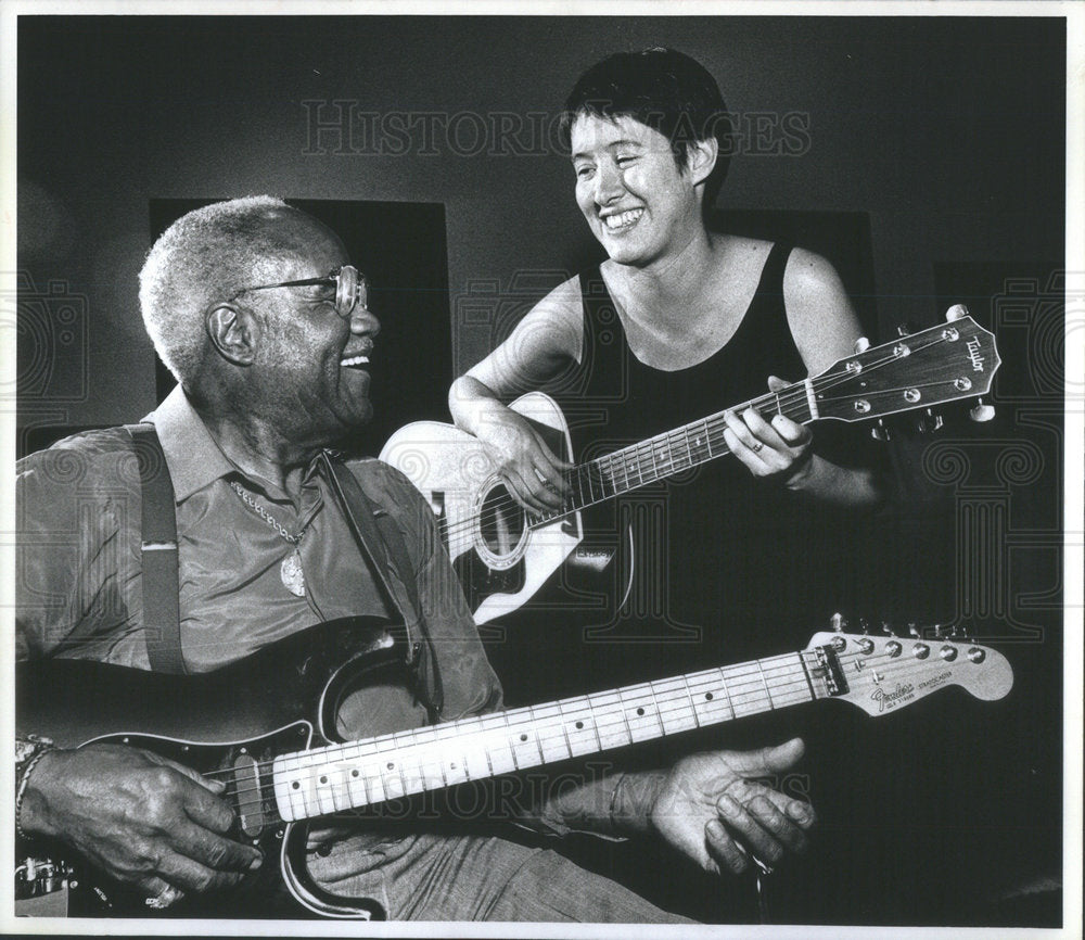 1991 Press Photo Pop Staples Michelle Shocke - RSC37049 - Historic Images