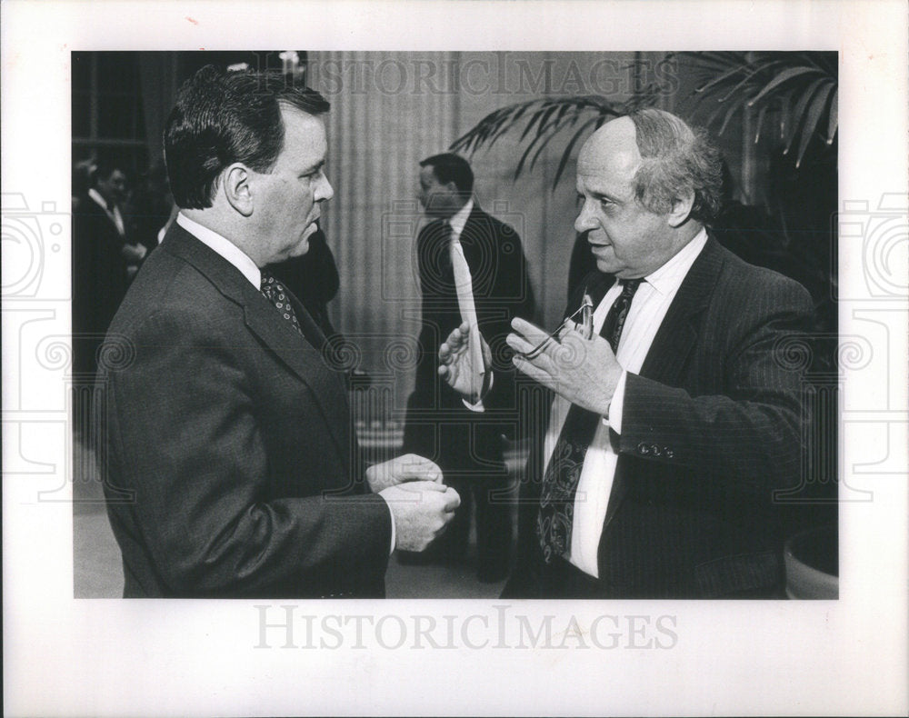 1991 Press Photo mayor Daley speaks Israeli Consul General Uri Bar-Ner - Historic Images