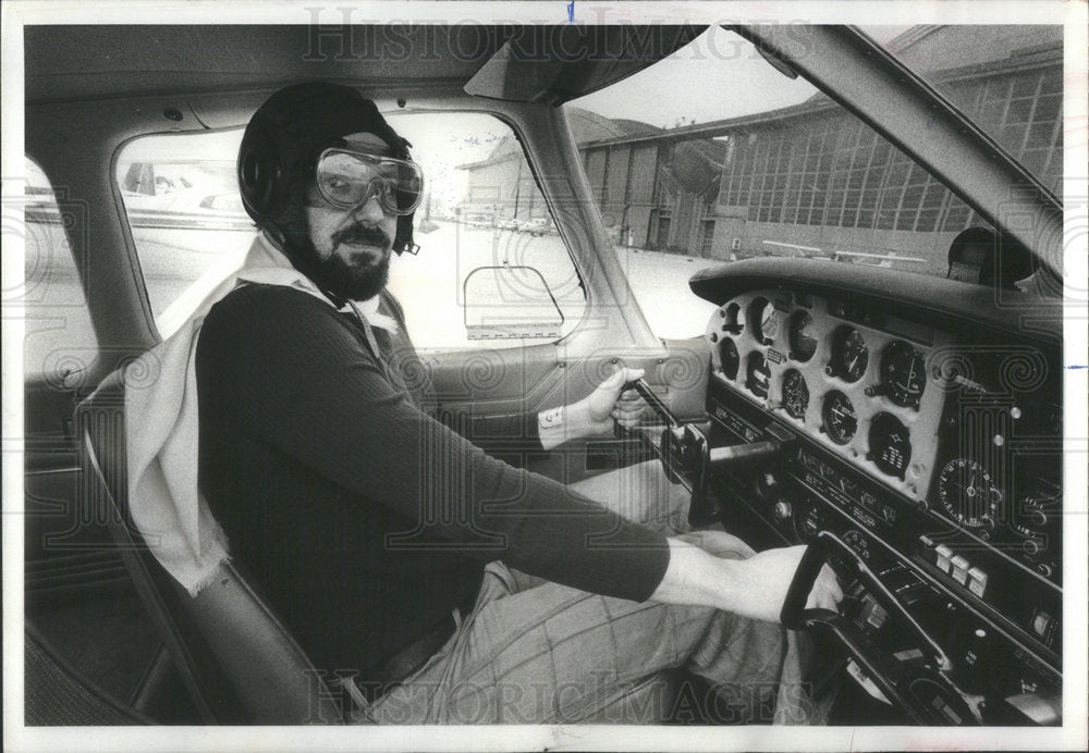 1978 Press Photo sun times reporter Elliot weld - Historic Images