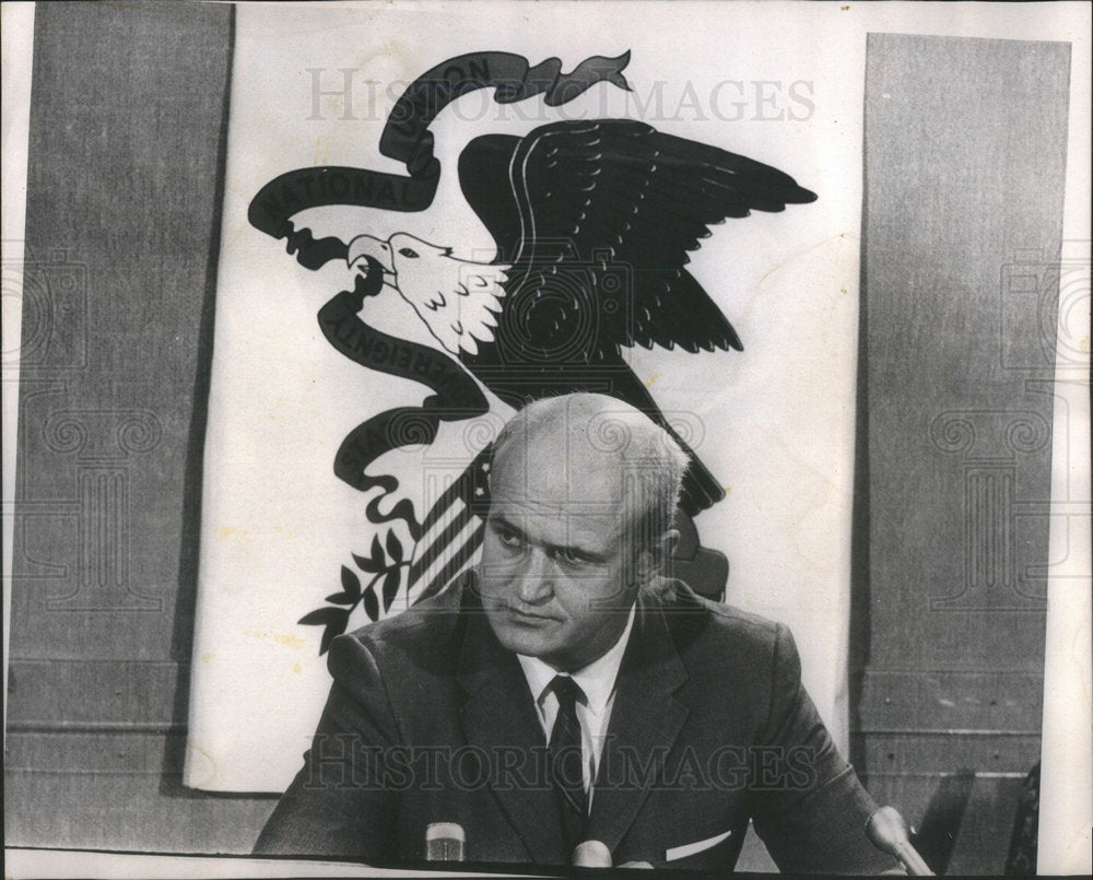 1969 Press Photo William D. Walsh press conference - Historic Images