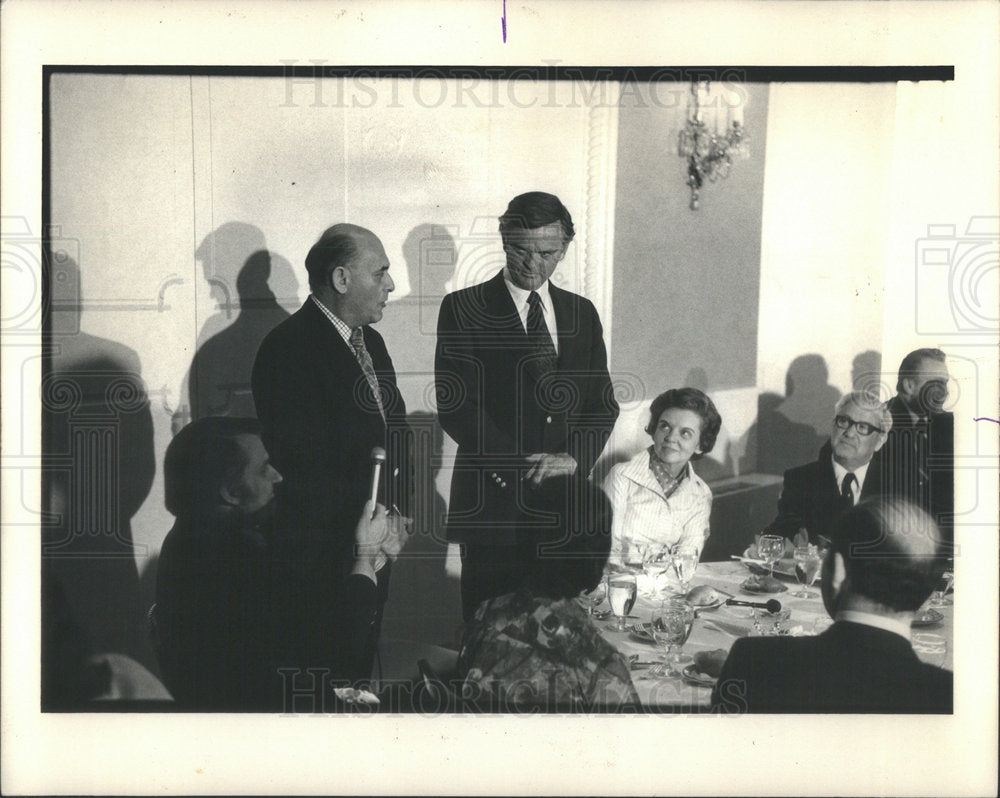 1975 Sir Georg Solti comments brunch hosted Gov. Mrs. Dan Walker - Historic Images