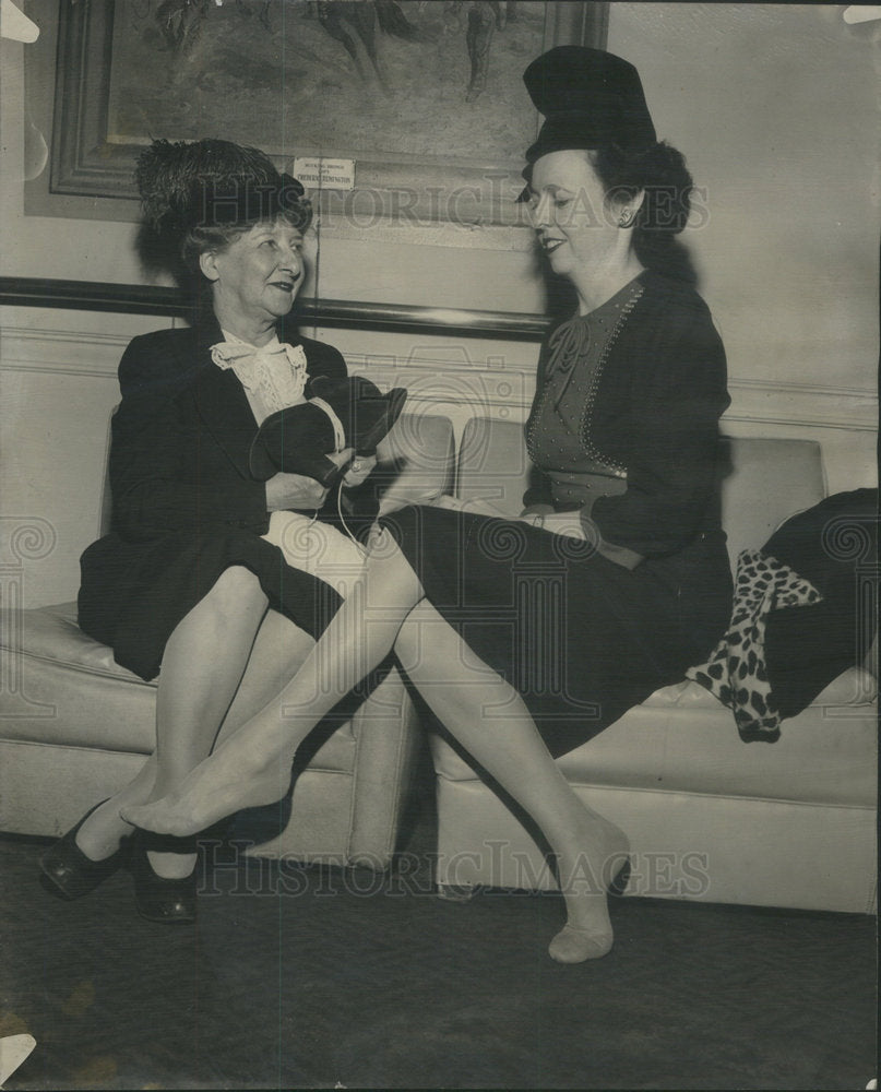 1946 Robertson Tiernan Women Civic Council Chicago - Historic Images