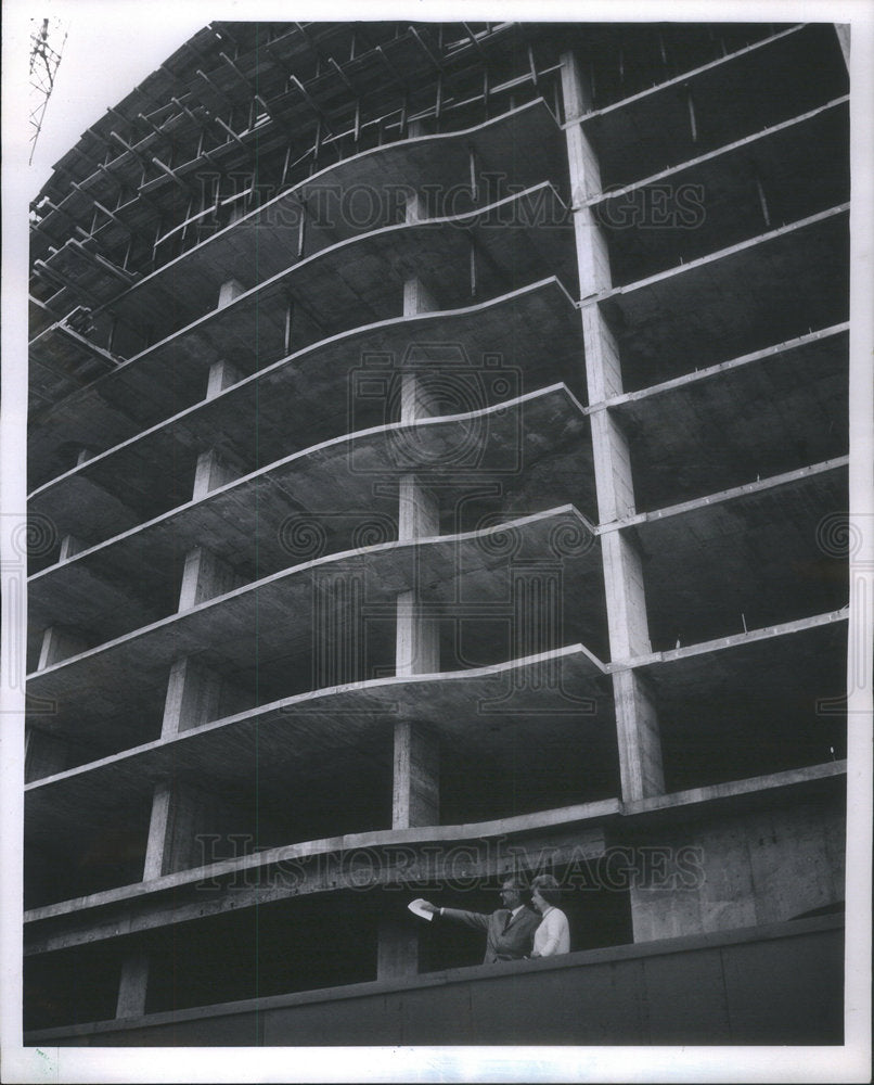 1965 Press Photo Albert Robin Construction Carlyle Condominium Apartment - Historic Images