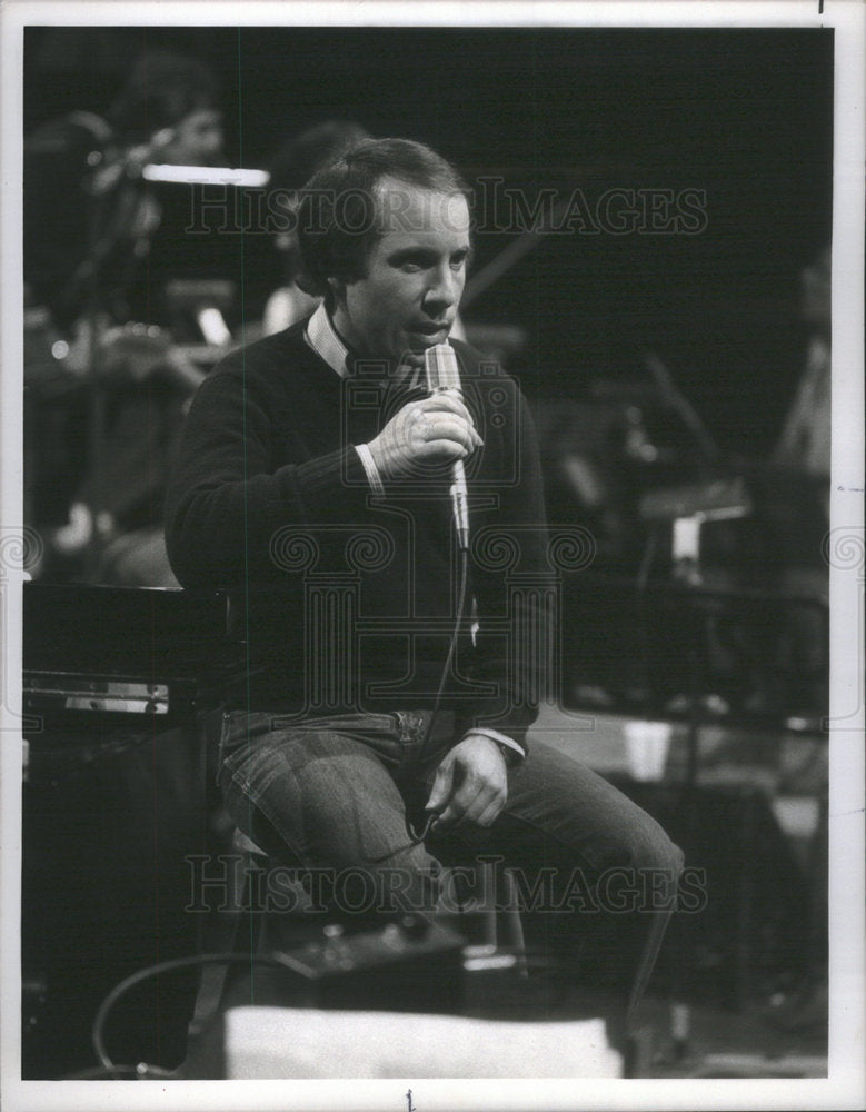 1977 Press Photo Paul Simon Singer Songwriter Composer Special - Historic Images