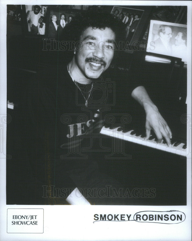 1986 Press Photo William Smokey Robinson American R&B singer-songwriter producer - Historic Images