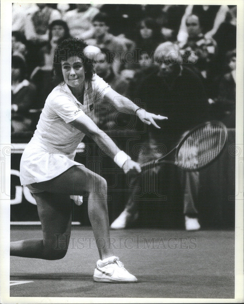 1984 Press Photo Pam Shriver Professional Tennis Wins Slims Finals UIC Pavillion - Historic Images