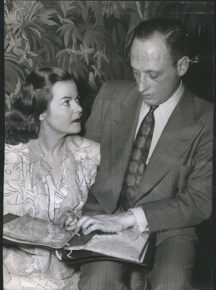 1946 Mrs. Albert L. Schwartz shows her Husband State Senator - Historic Images