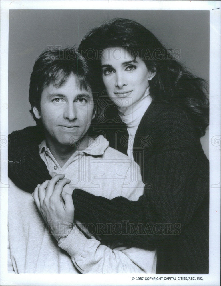 1987 Press Photo John Ritte and Connie Sellecca star in The Last Fling - Historic Images